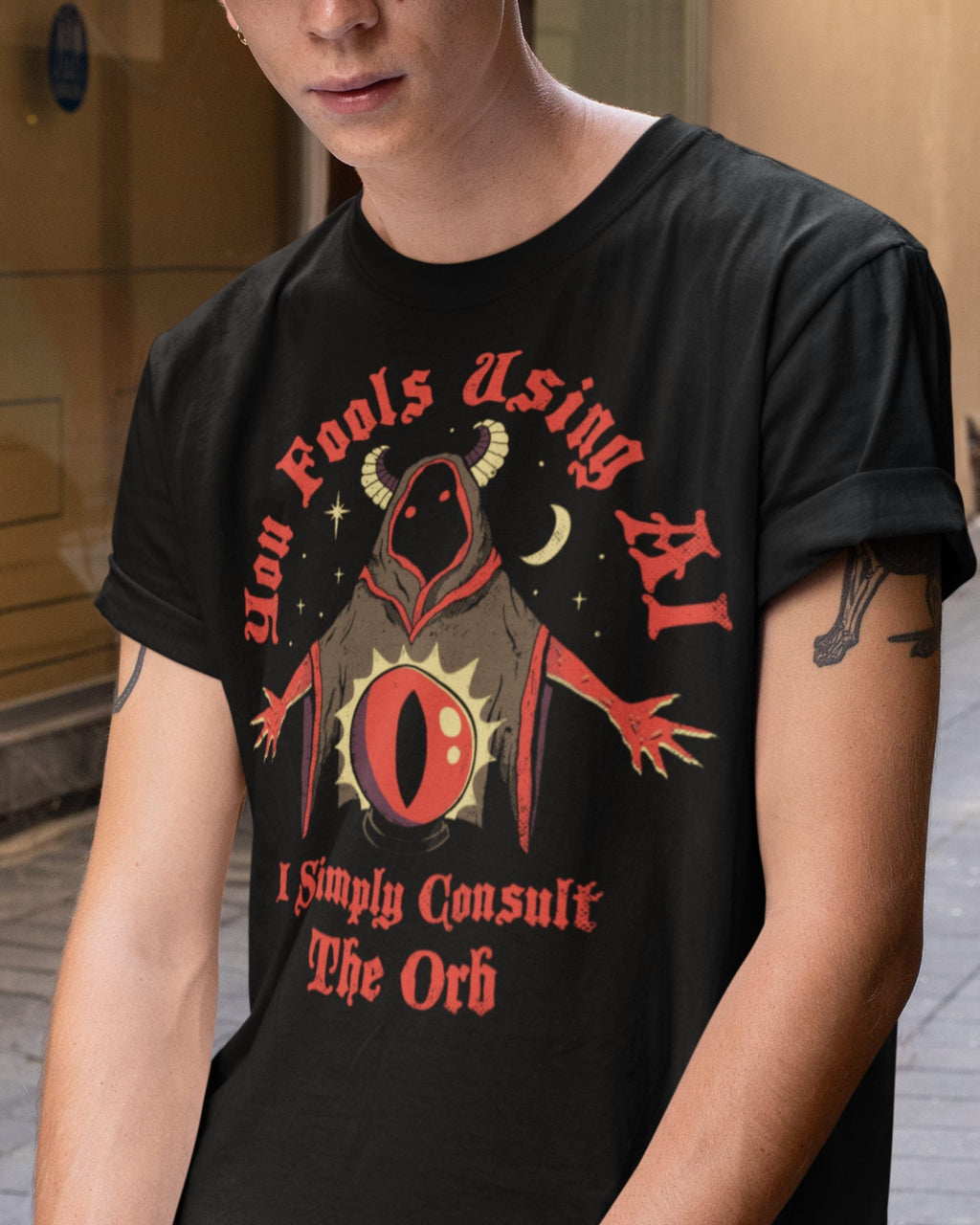 'Consult The Orb' Shirt Unisex