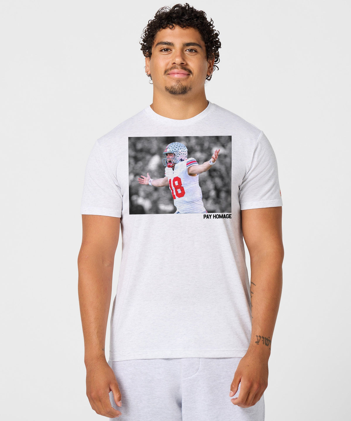 Will Howard Pay Homage Unisex
