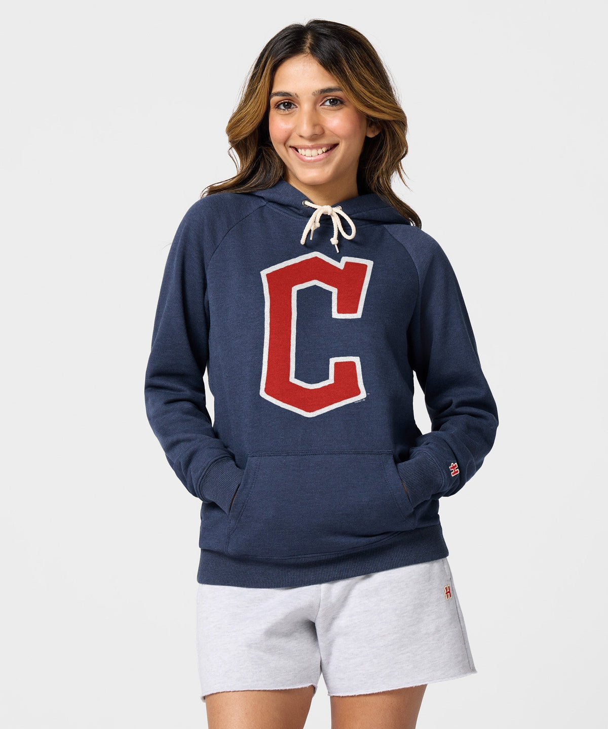 Women's Cleveland Guardians Cap Logo '22 Unisex