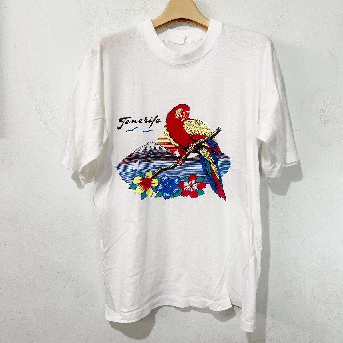 Vintage 90s Tenerife Parrot Size Unisex