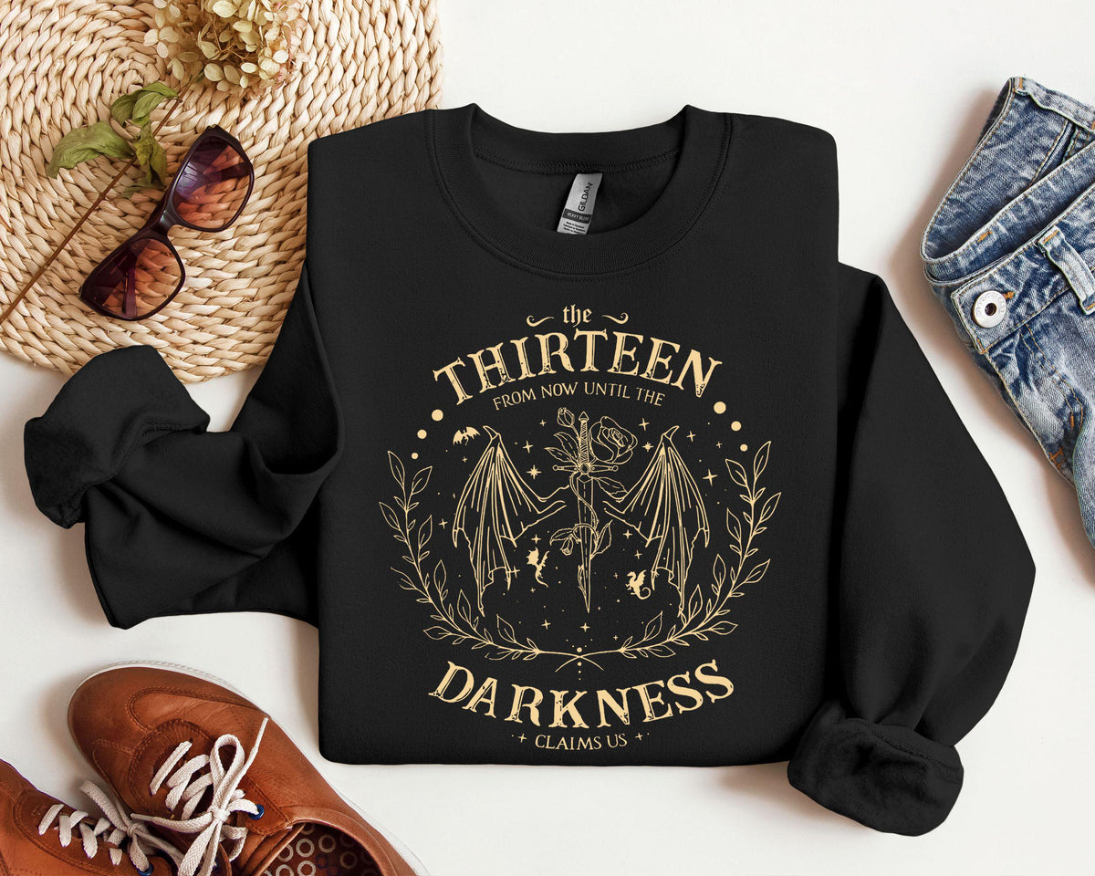 Retro Thirteen Throne Glass Darkness Claim Us Bookish Reader Book Lovers