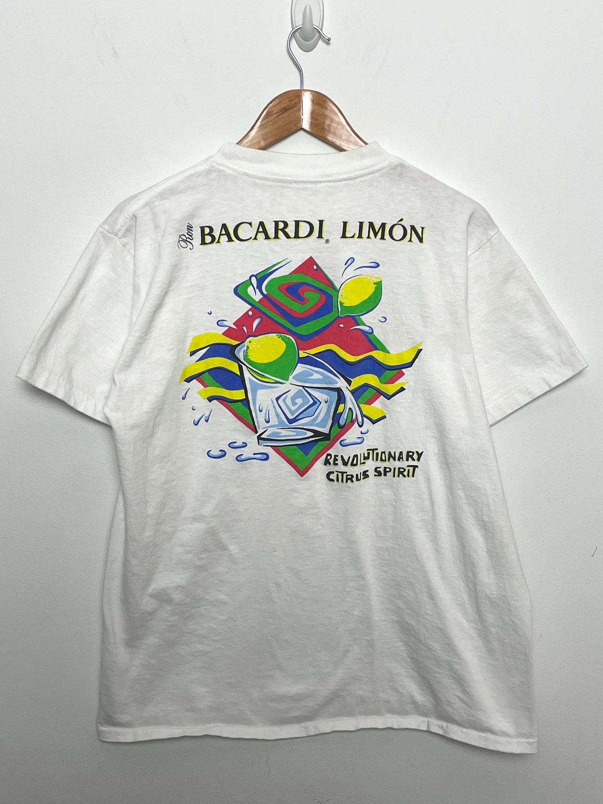 Vintage 1990s Bacardi Limon Revolutionary Citrus Spirit Rum Size Medium