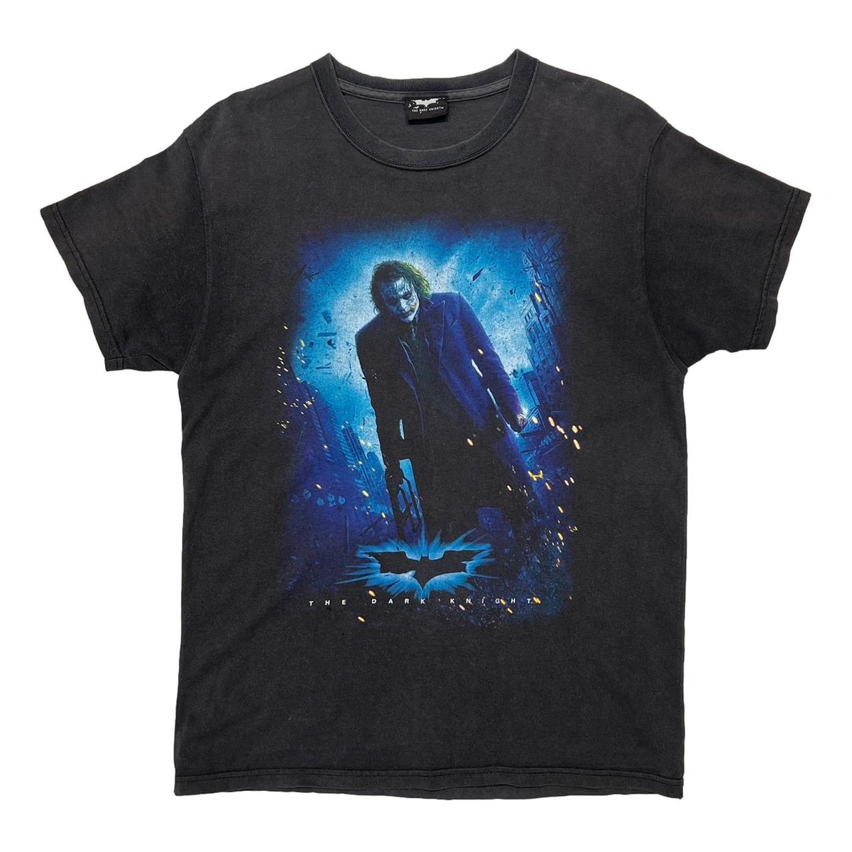 THE DARK KNIGHT JOKER STANDING GOTHAM CITY FITS MEDIUM 1848