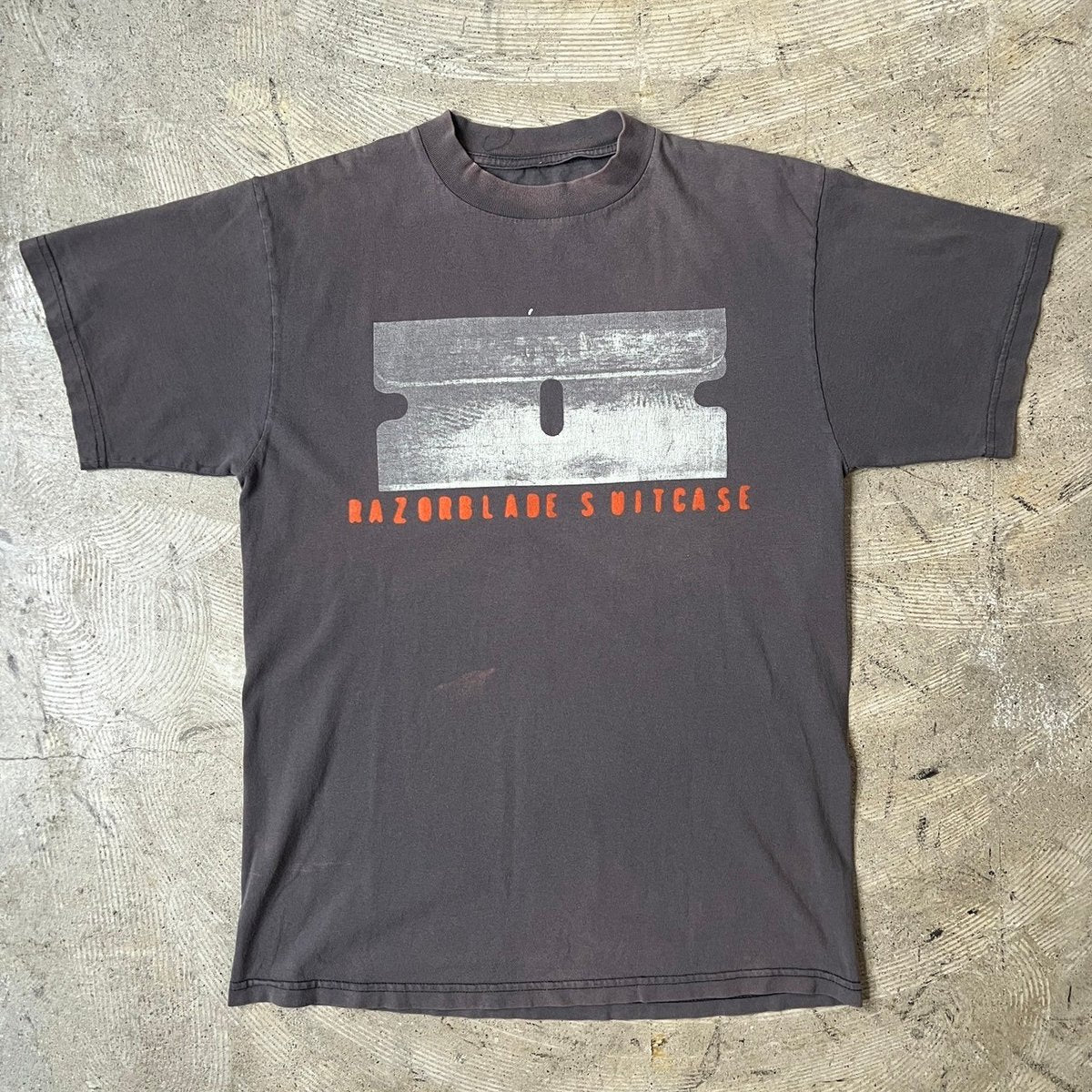 bush RAZORBLADE SUITCASE FITS L-XL 3381