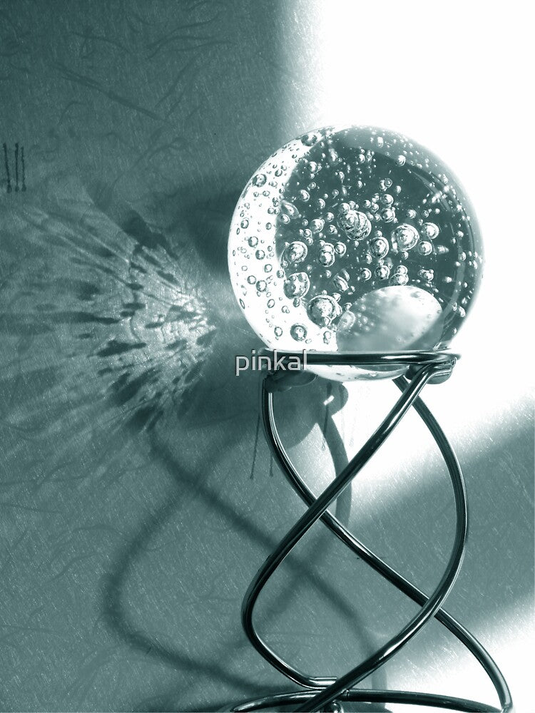 Crystal Ball by pinkal