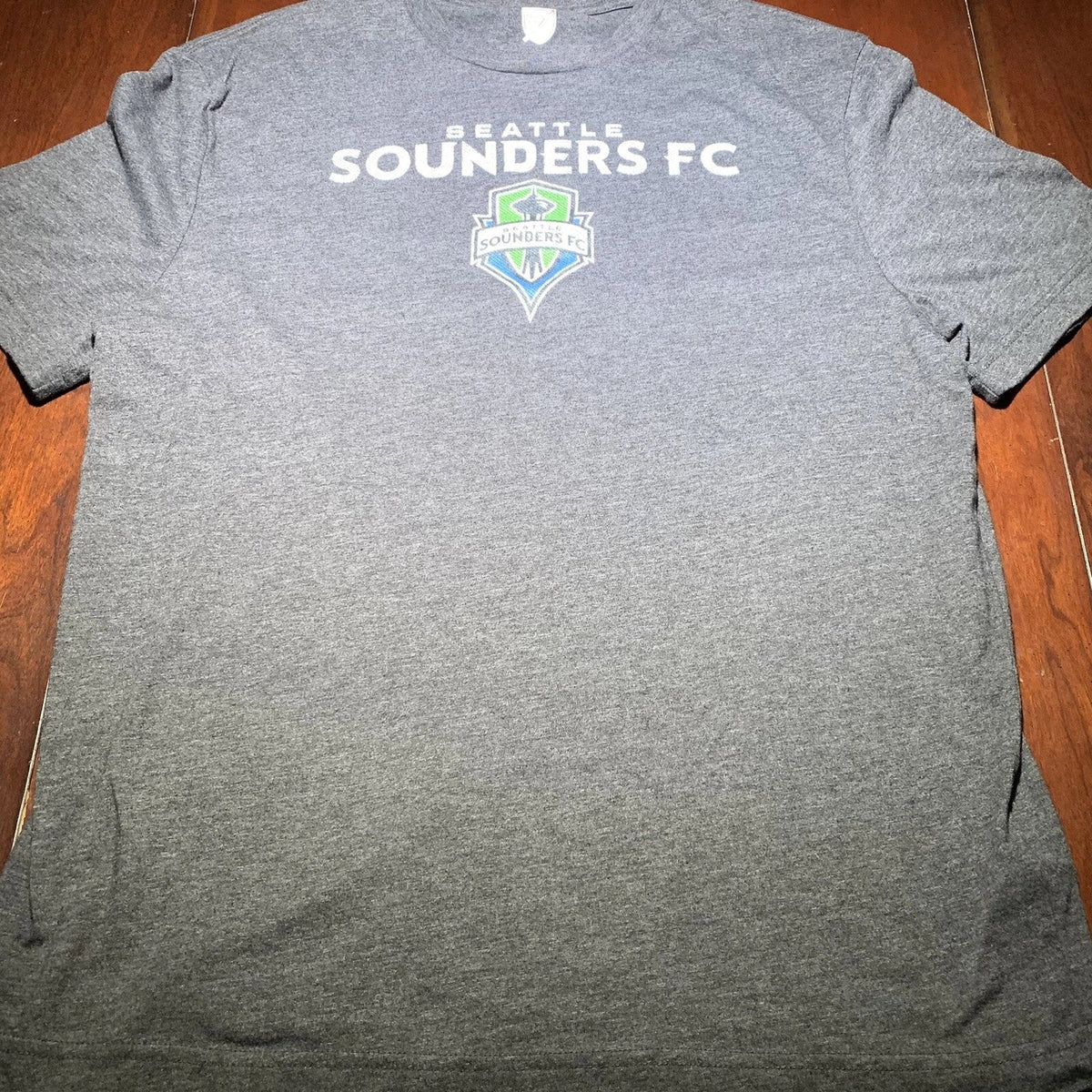 Seattle Sounders FC Graphic Print Shirt Mens Large MLS Soccer Futbol Tee Gray Unisex