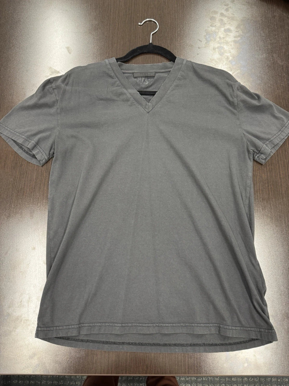 Mens Prada V Neck T Shirt Unisex