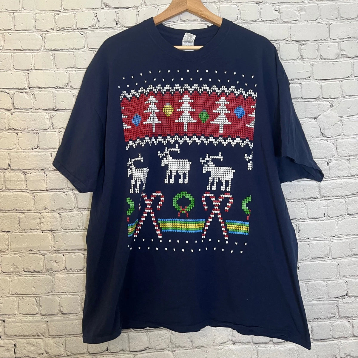 Gildan Heavy Cotton Navy Blue Ugly Christmas Sweater Graphic T-Shirt 2XL