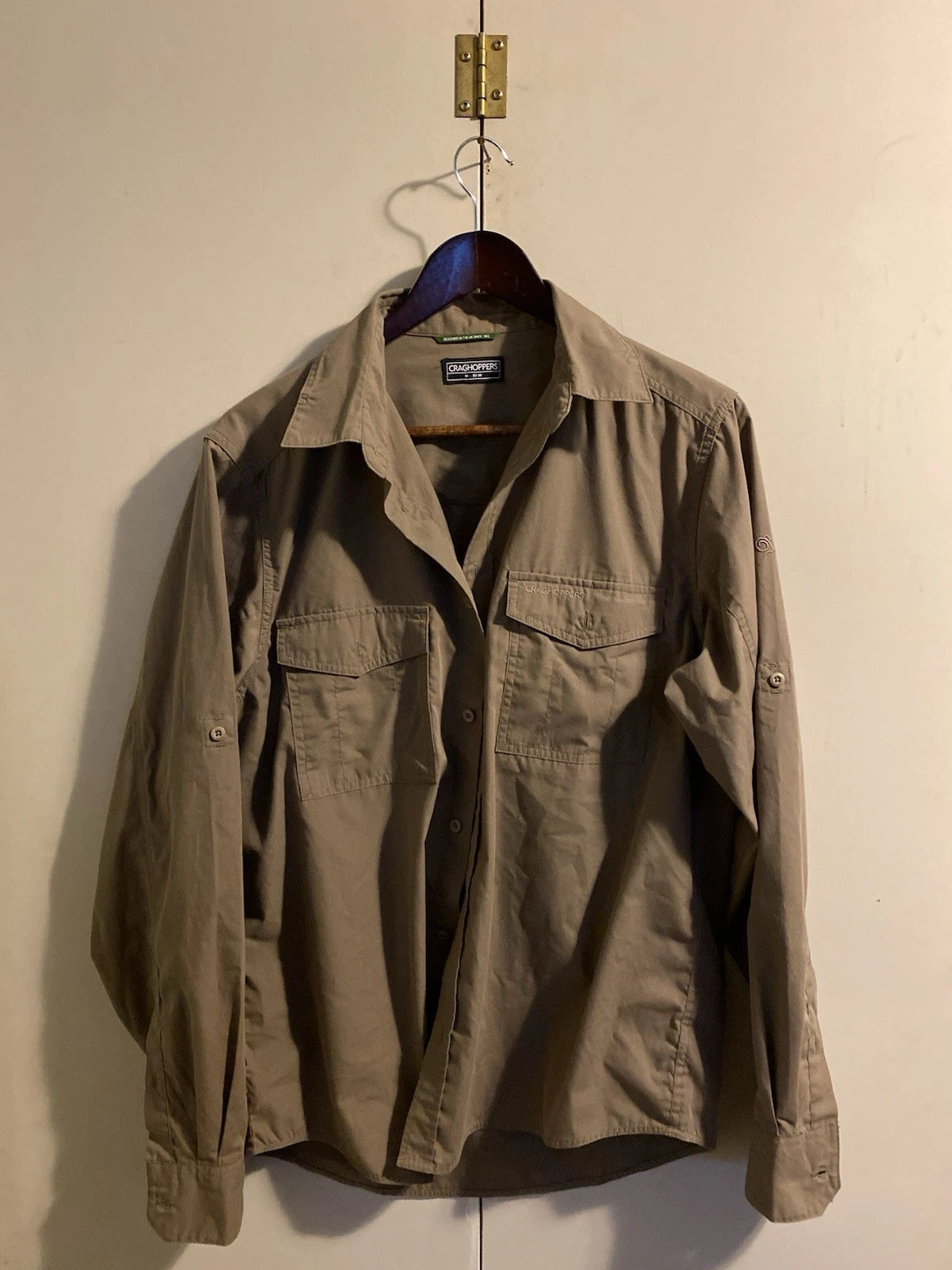 Craghoppers Mens Khaki Long Sleeve Cargo Utility Hiking Travel Shirt Size Medium