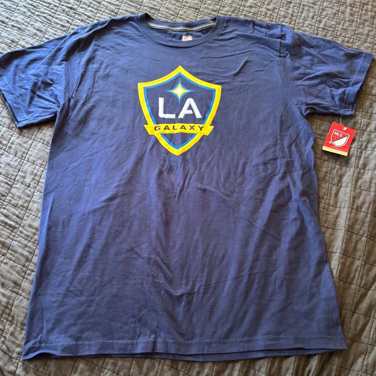 LA Galaxy MLS Soccer Adult Large Blue Short Sleeve Crew Neck Tee NWT Unisex