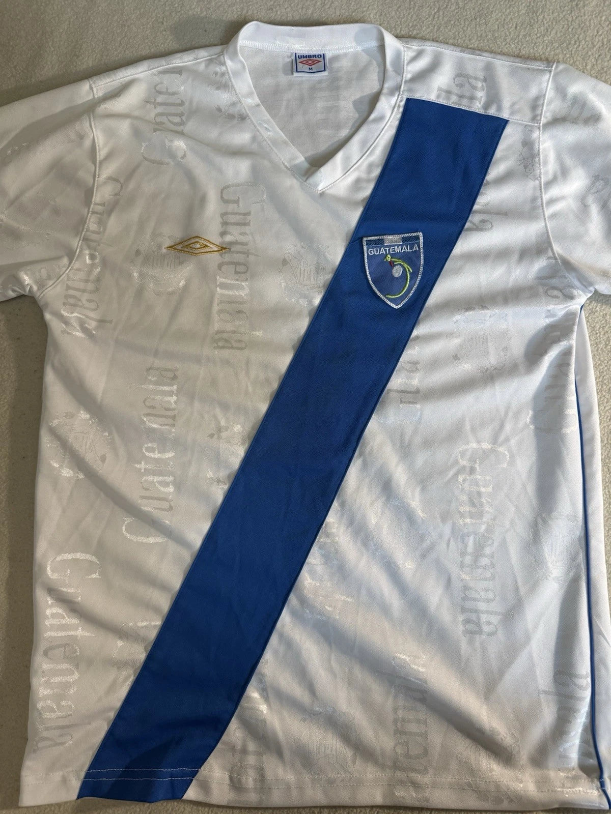 Vintage Guatemala Umbro Futbol Soccer Jersey White Size Medium 90s Nostalgia Unisex