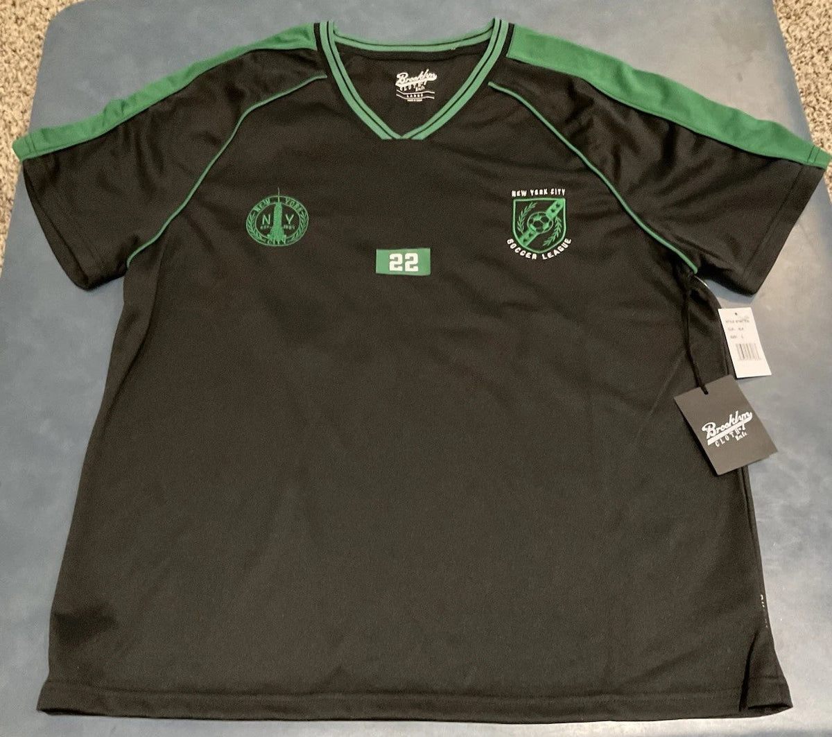 Brooklyn Cloth Mfg. Co. Men’s L Black & Green New York City Soccer League Shirt Unisex