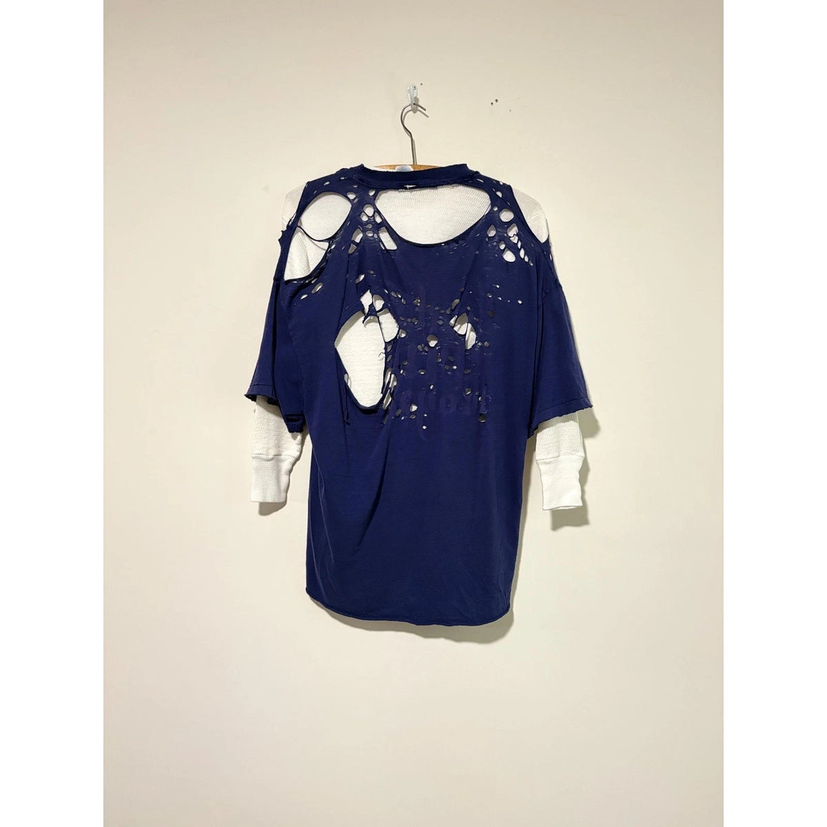 vintage distressed thrashed 100% cotton t shirt size XL 541812