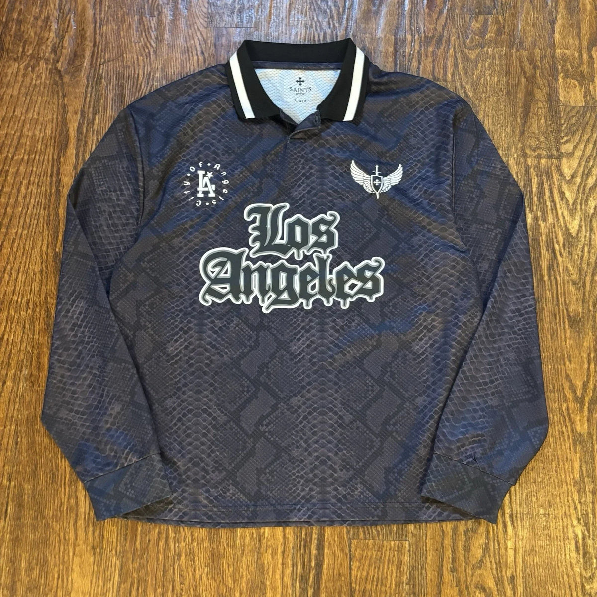 NWOT Saints Studio Los Angeles Soccer Jersey Snake Print Black Mens Large 8 Unisex