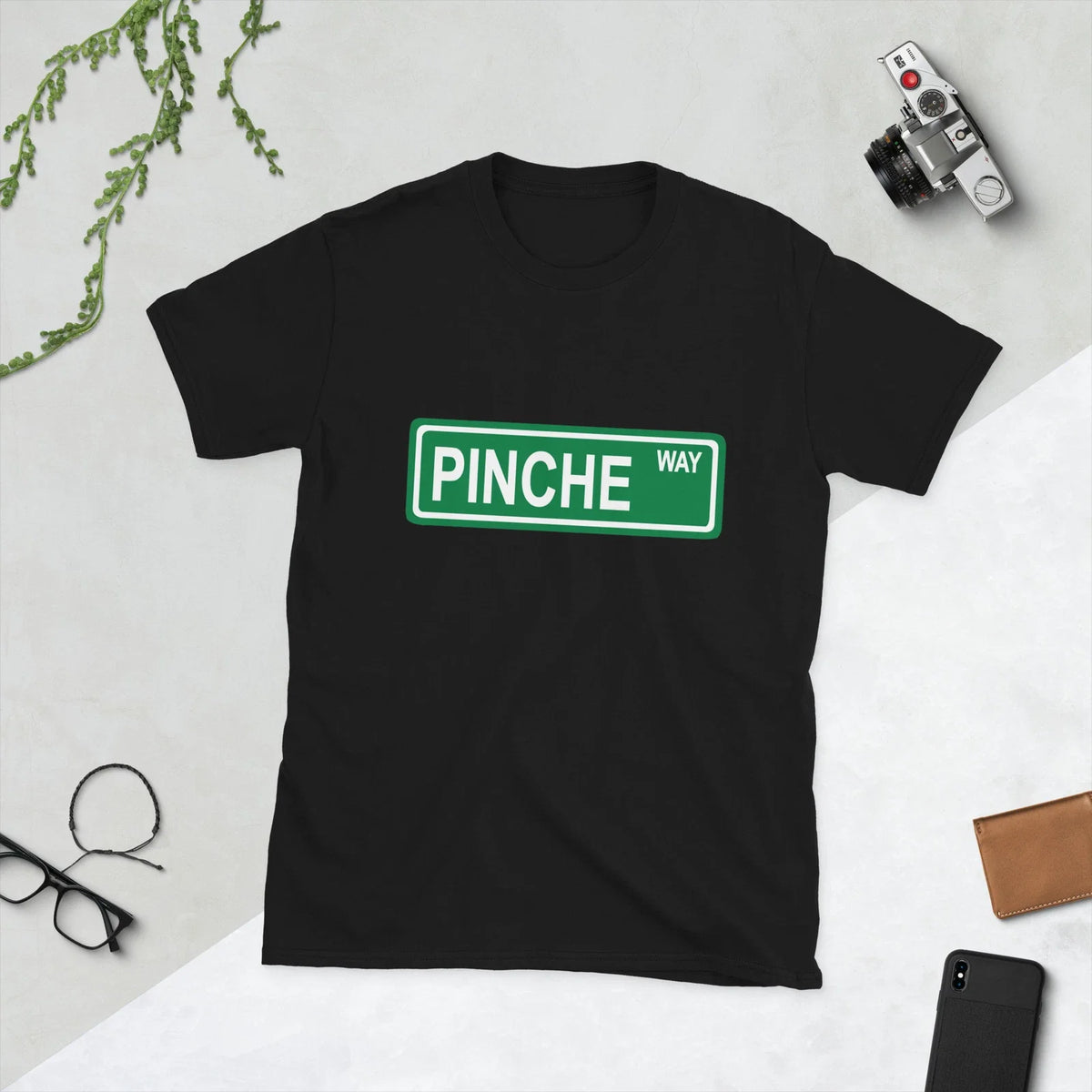 Pinche Way Funny Spanish Humor Dad Joke Short-Sleeve Unisex Unisex