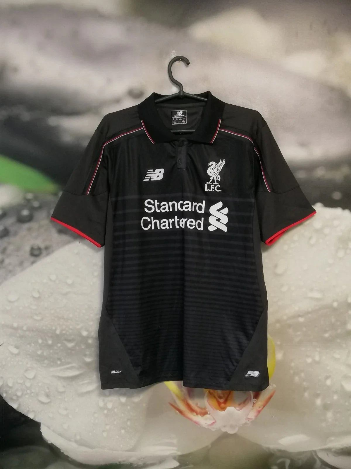 Liverpool 2015 - 2026 third 3rd football shirt jersey New Balance size M Unisex